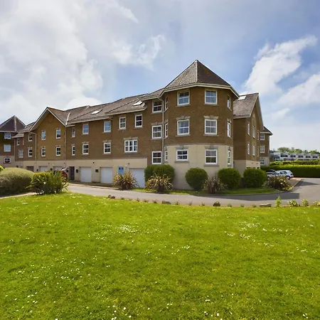 12A Solent Landing Direct Beach Access Bembridge Exterior photo