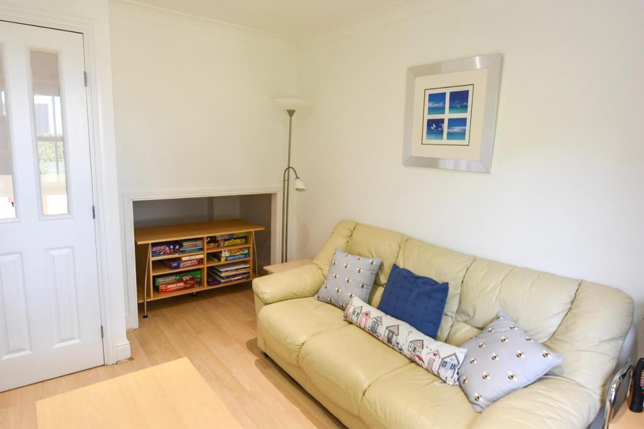 Holiday home 12a Solent Landing Direct Access Bembridge