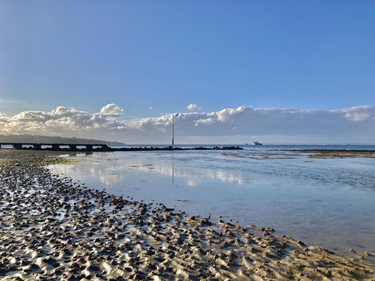 12a Solent Landing Direct Access Holiday home *